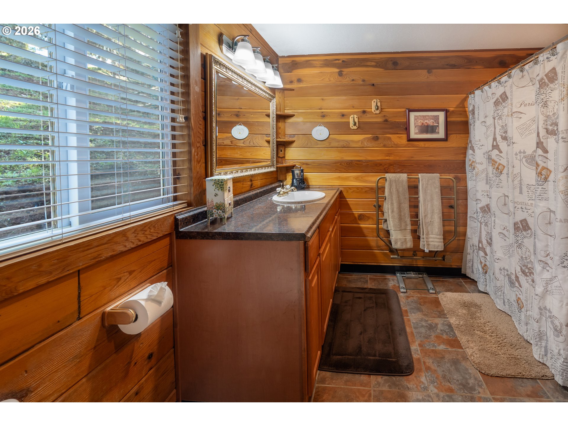 5278 Pearson Road Southeast Turner, OR 97392 - Photo 32 of 48 a bathroom with a sink and a mirror