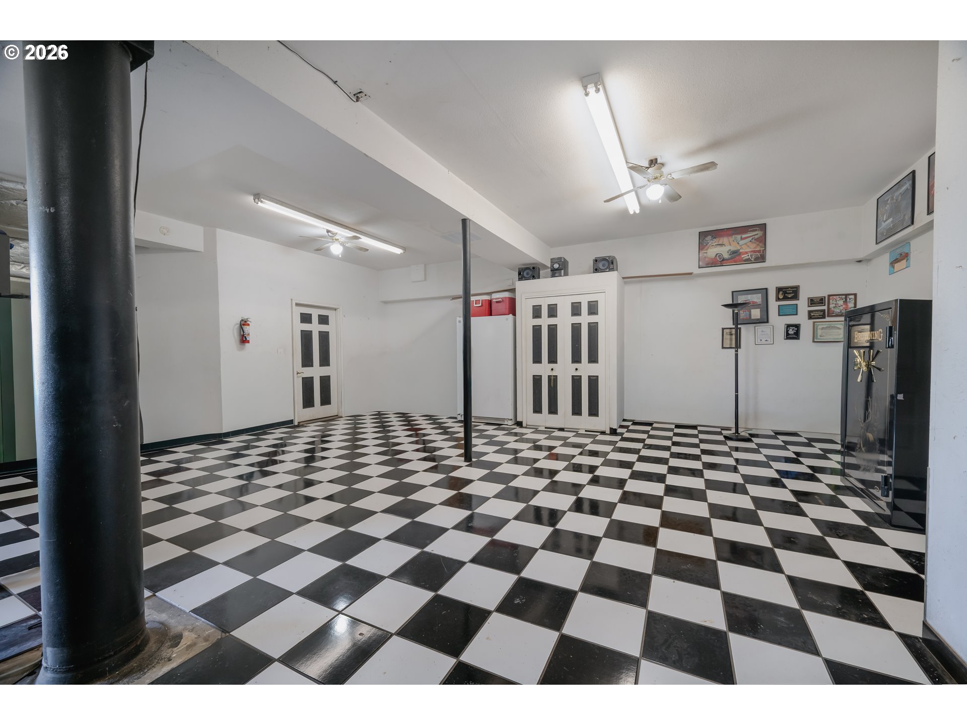 5278 Pearson Road Southeast Turner, OR 97392 - Photo 47 of 48 a black and white checkered floor