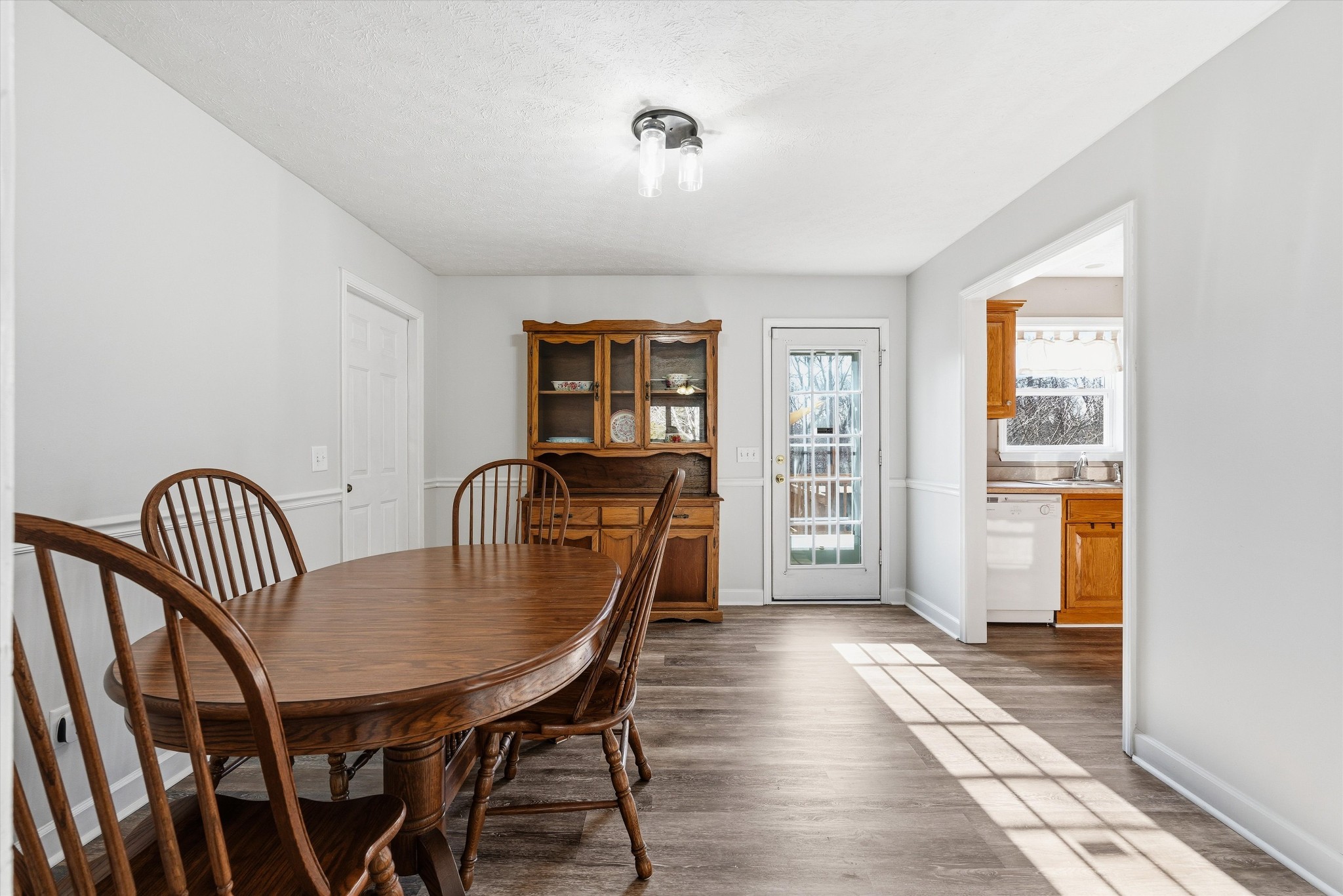 486 Sylvis Road Dickson, TN 37055 - Photo 8 of 24 a view of a dining room with furniture