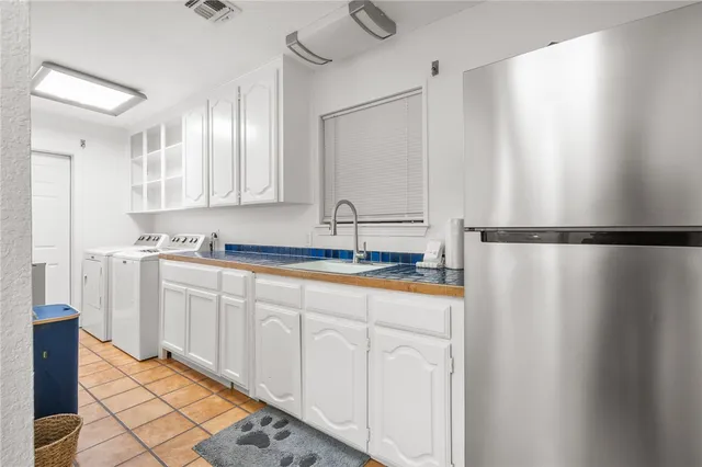 $1,250,000 | 214 Bayview Drive, City by the Sea, TX 78336