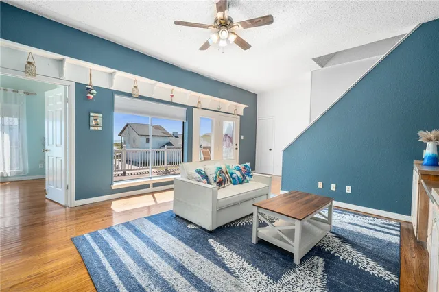 $1,250,000 | 214 Bayview Drive, City by the Sea, TX 78336