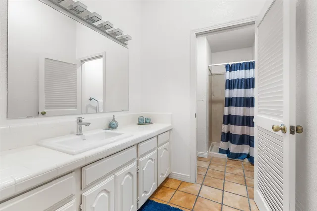 $1,250,000 | 214 Bayview Drive, City by the Sea, TX 78336