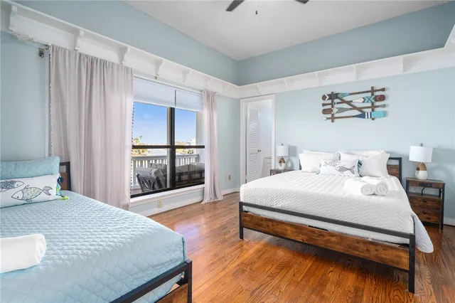 $1,250,000 | 214 Bayview Drive, City by the Sea, TX 78336