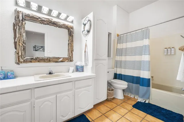 $1,250,000 | 214 Bayview Drive, City by the Sea, TX 78336