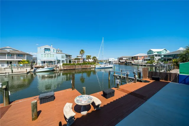 $1,250,000 | 214 Bayview Drive, City by the Sea, TX 78336