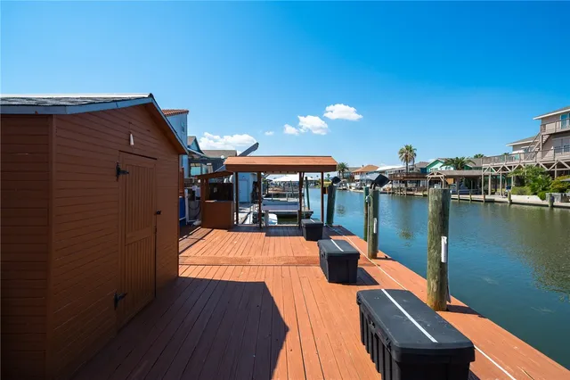 $1,250,000 | 214 Bayview Drive, City by the Sea, TX 78336