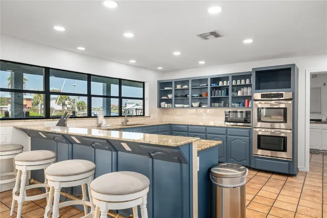 $1,250,000 | 214 Bayview Drive, City by the Sea, TX 78336