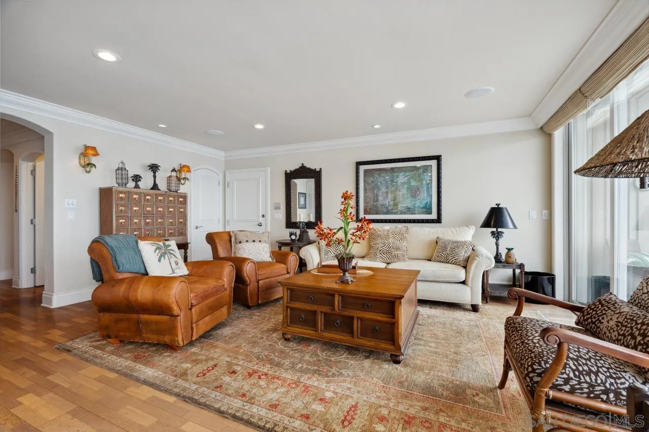 1219 Coast Boulevard, Unit 5 La Jolla, CA 92037 - Photo 20 of 31 a living room with furniture