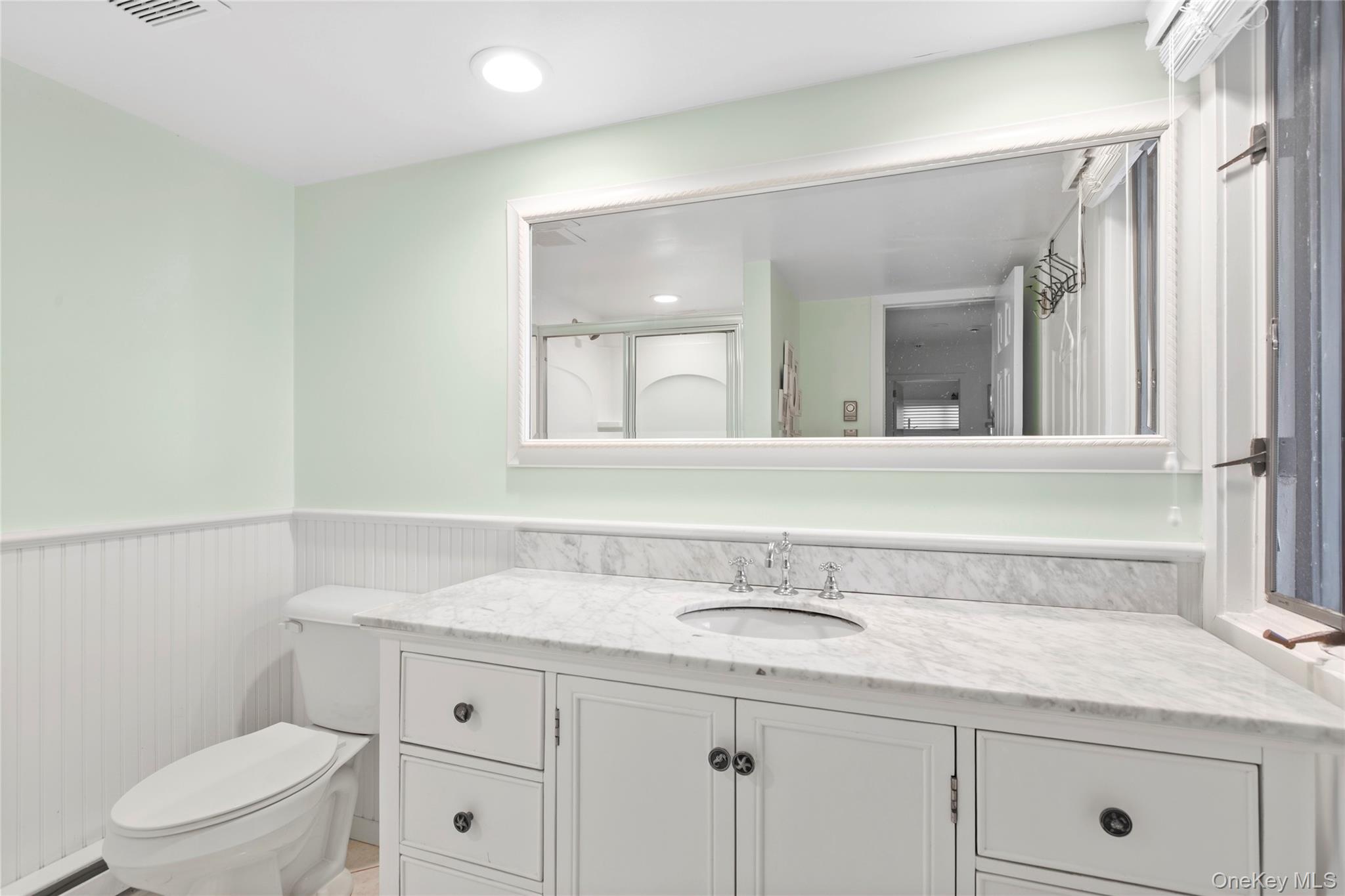 627 Dune Road Westhampton, NY 11978 - Photo 13 of 27