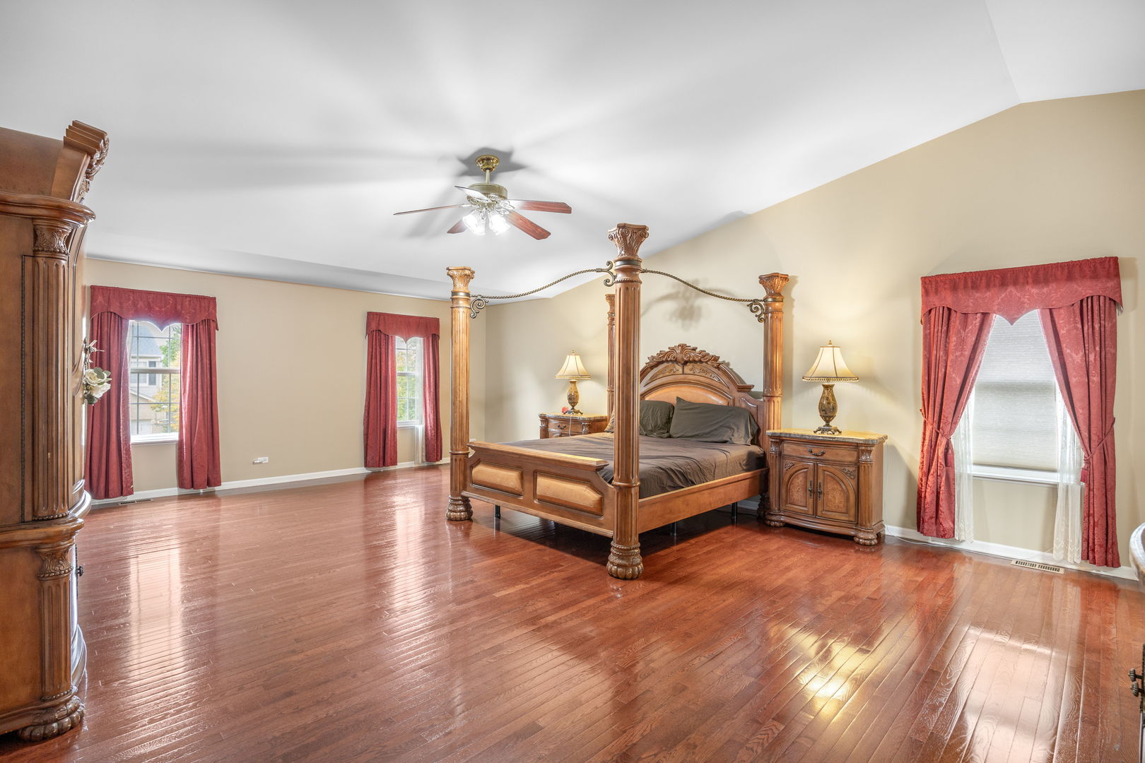 2566 Rourke Drive Aurora, IL 60503 - Photo 11 of 33