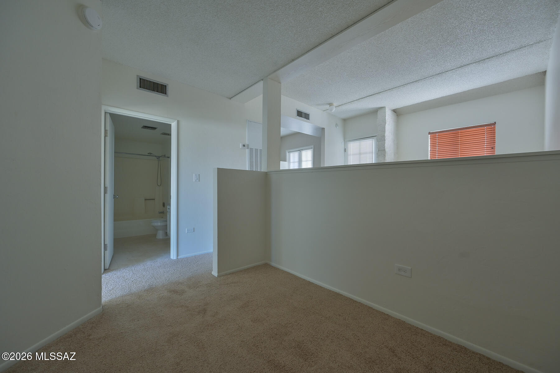 7777 East Golf Links Road, Unit 2308 Tucson, AZ 85730 - Photo 21 of 37 an empty room with closet