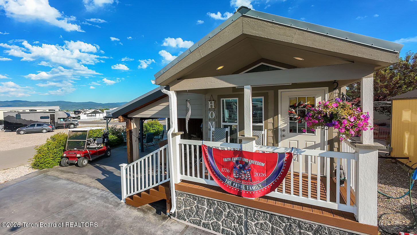 850 Buckboard Drive Star Valley Ranch, WY 83127 - Photo 4 of 28 Payne RV a1029