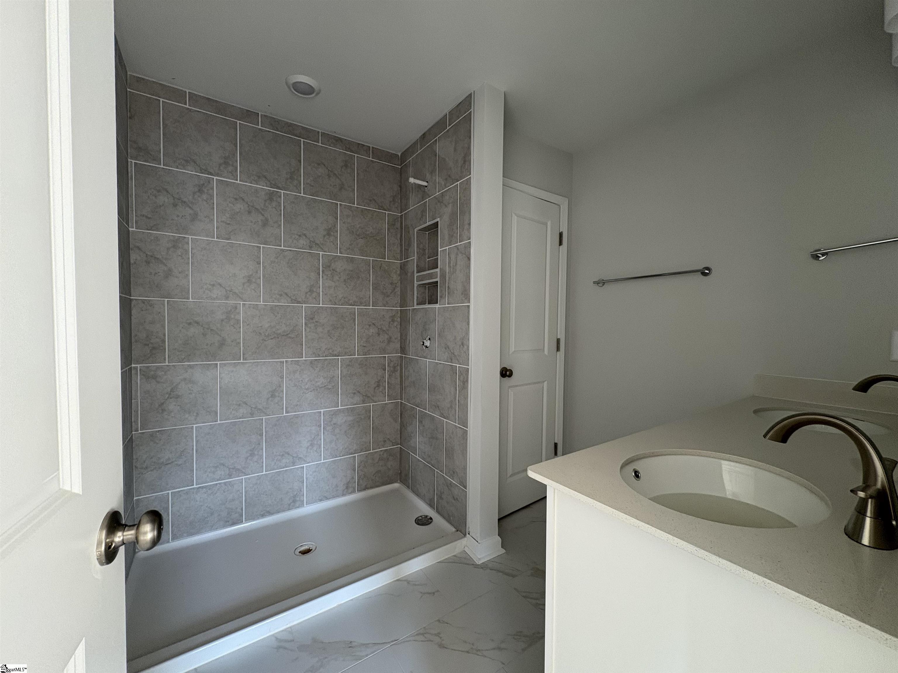 225 Lewes Avenue Simpsonville, SC 29681 - Photo 7 of 14