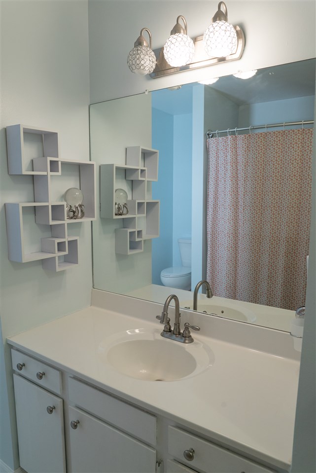 3611 Manchester Road Traverse City, MI 49686 - Photo 16 of 28 1854673-15.JPG