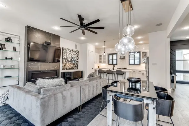 $4,050 | 2537 El Camino Lane, Dallas, TX 75212