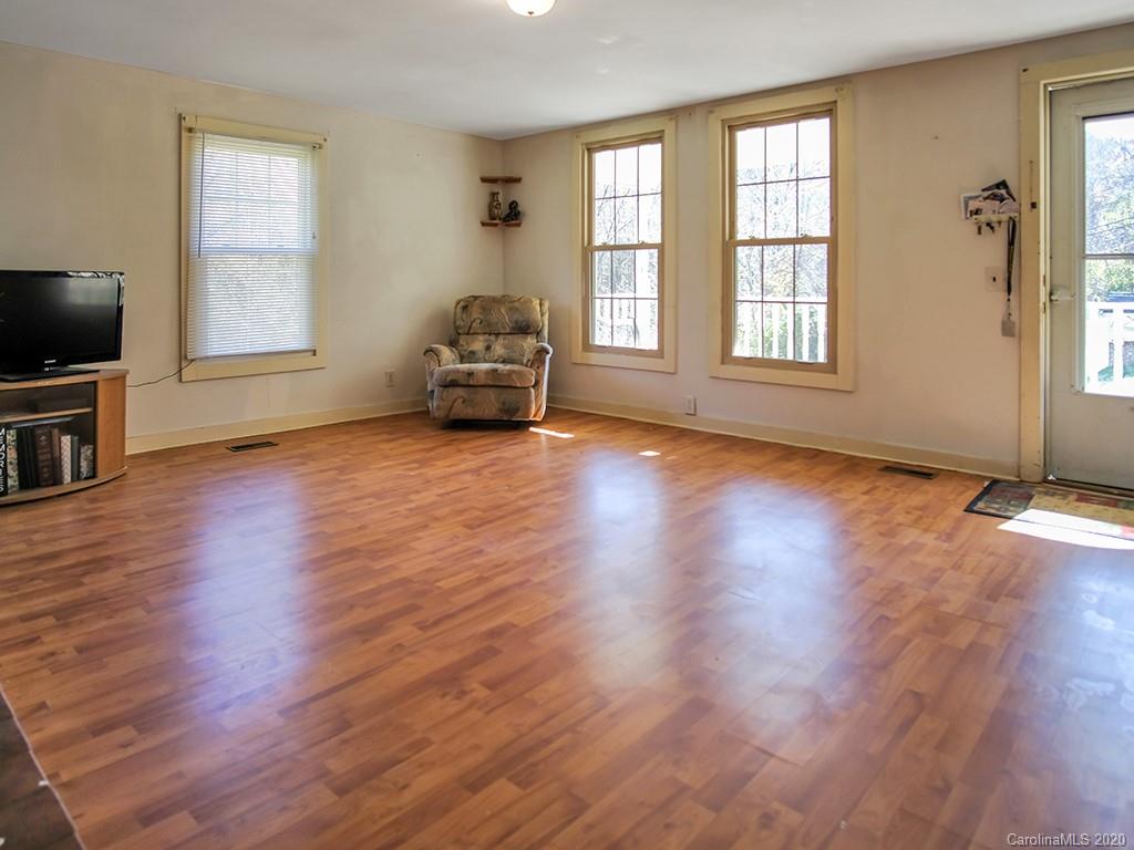 534 Waco Road Kings Mountain, NC 28086 - Photo 3 of 28 Gallery Image 3