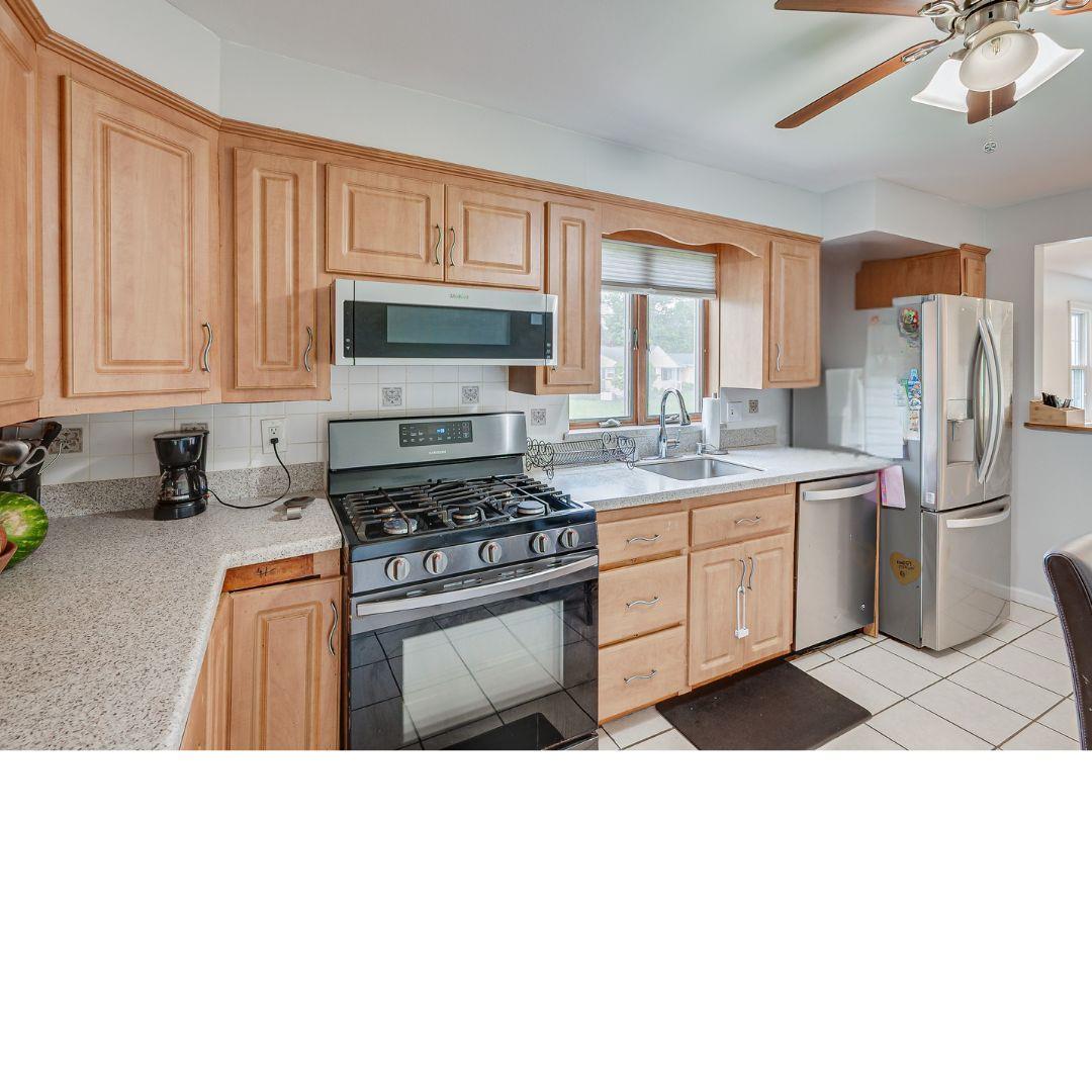 113 Dutch Neck Road Hightstown, NJ 08520 - Photo 11 of 36