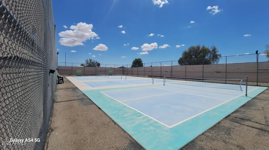 9351 East 28th Street East, Unit 212 Yuma, AZ 85365 - Photo 50 of 54 a view of a outdoor space