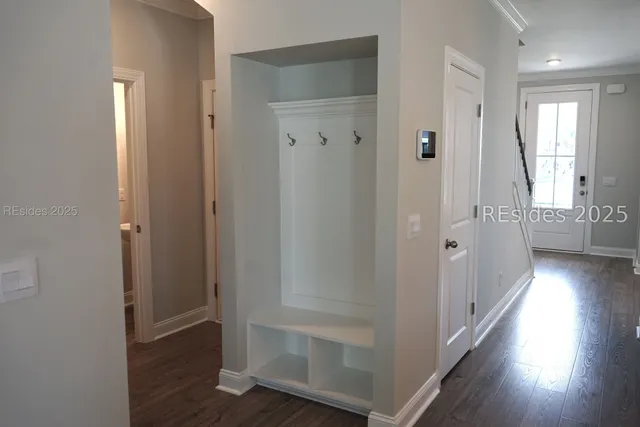 $587,000 | 6 Stone Hearth Court, Bluffton, SC 29909