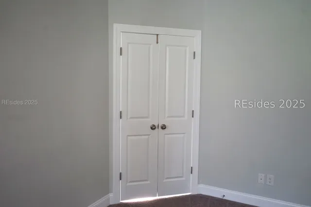 $587,000 | 6 Stone Hearth Court, Bluffton, SC 29909