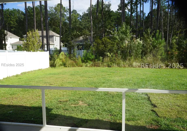 $587,000 | 6 Stone Hearth Court, Bluffton, SC 29909