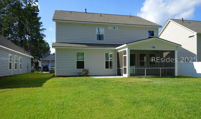 $587,000 | 6 Stone Hearth Court, Bluffton, SC 29909