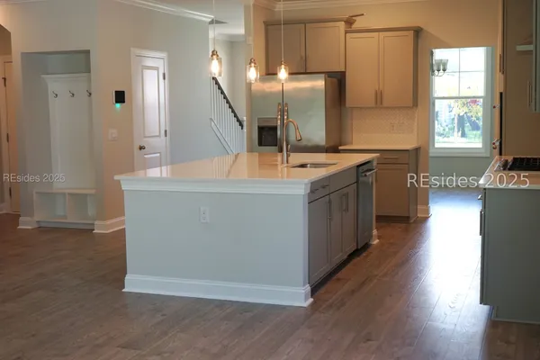 $587,000 | 6 Stone Hearth Court, Bluffton, SC 29909