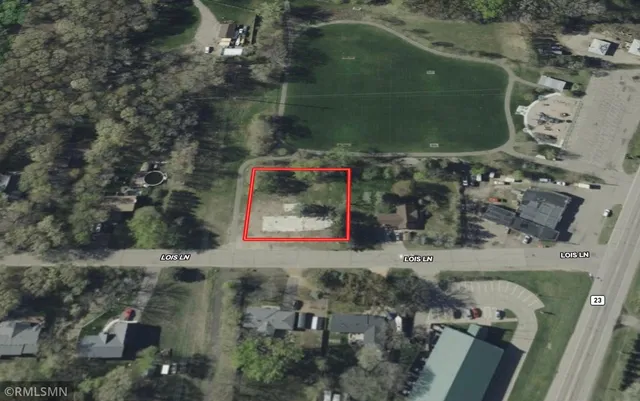 $105,999 | 790 Lois Lane, Circle Pines, MN 55014