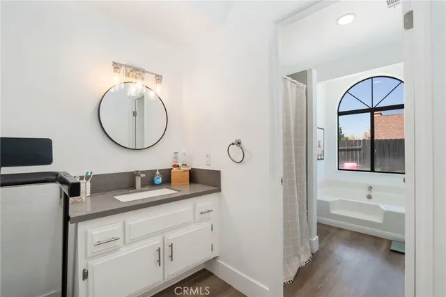 $3,500 | 4225 Saddleback Road, Palmdale, CA 93552