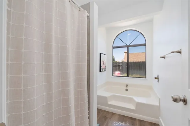 $3,500 | 4225 Saddleback Road, Palmdale, CA 93552