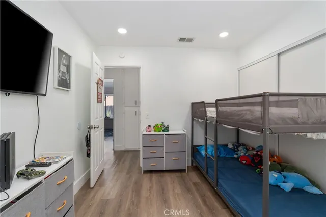 $3,500 | 4225 Saddleback Road, Palmdale, CA 93552