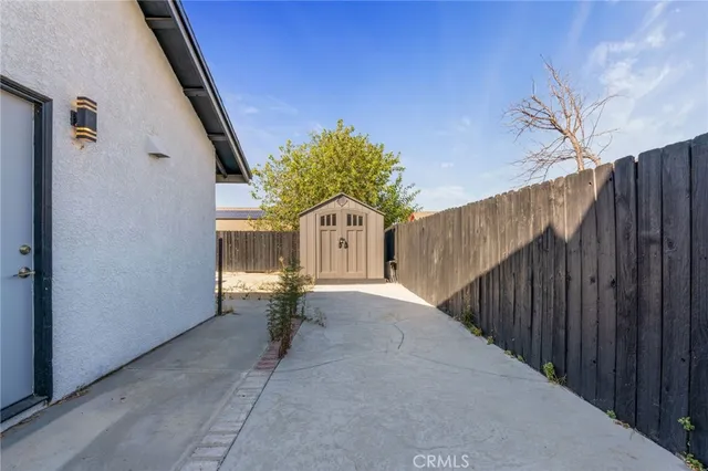 $3,500 | 4225 Saddleback Road, Palmdale, CA 93552