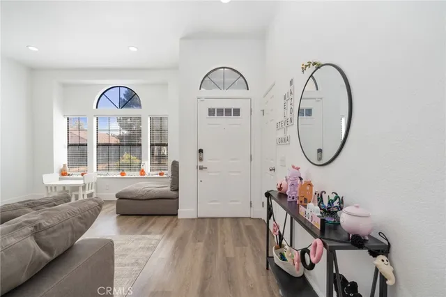 $3,500 | 4225 Saddleback Road, Palmdale, CA 93552