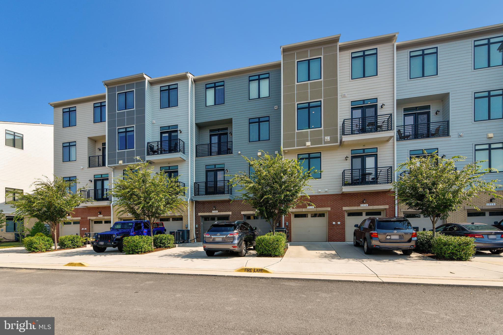 1508 Ribbon Limestone Terrace Southeast Leesburg, VA 20175 - Photo 12 of 79 a building view