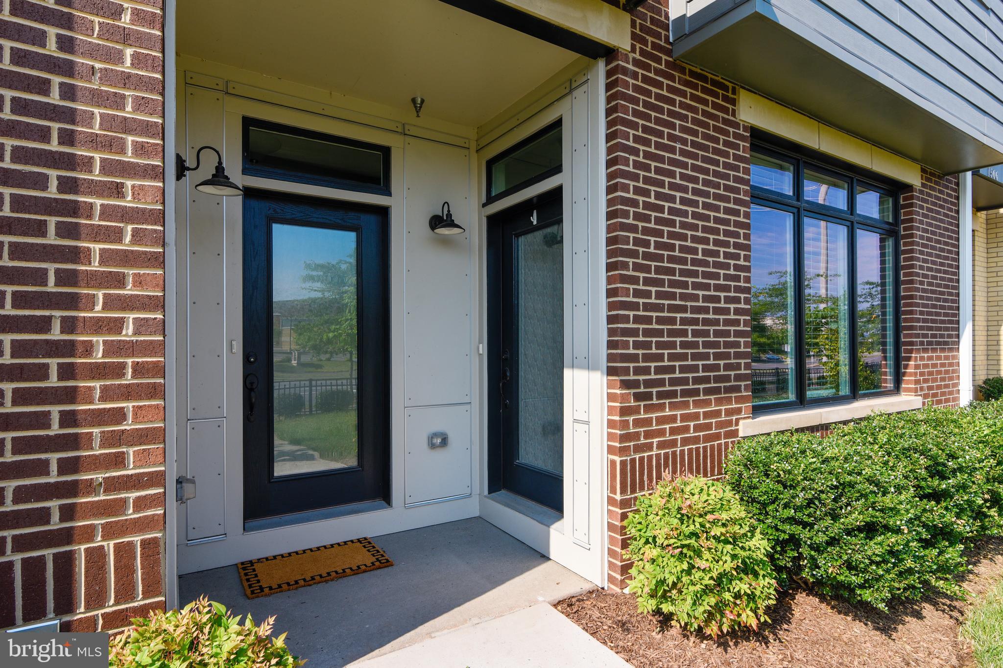 1508 Ribbon Limestone Terrace Southeast Leesburg, VA 20175 - Photo 3 of 79 Front door