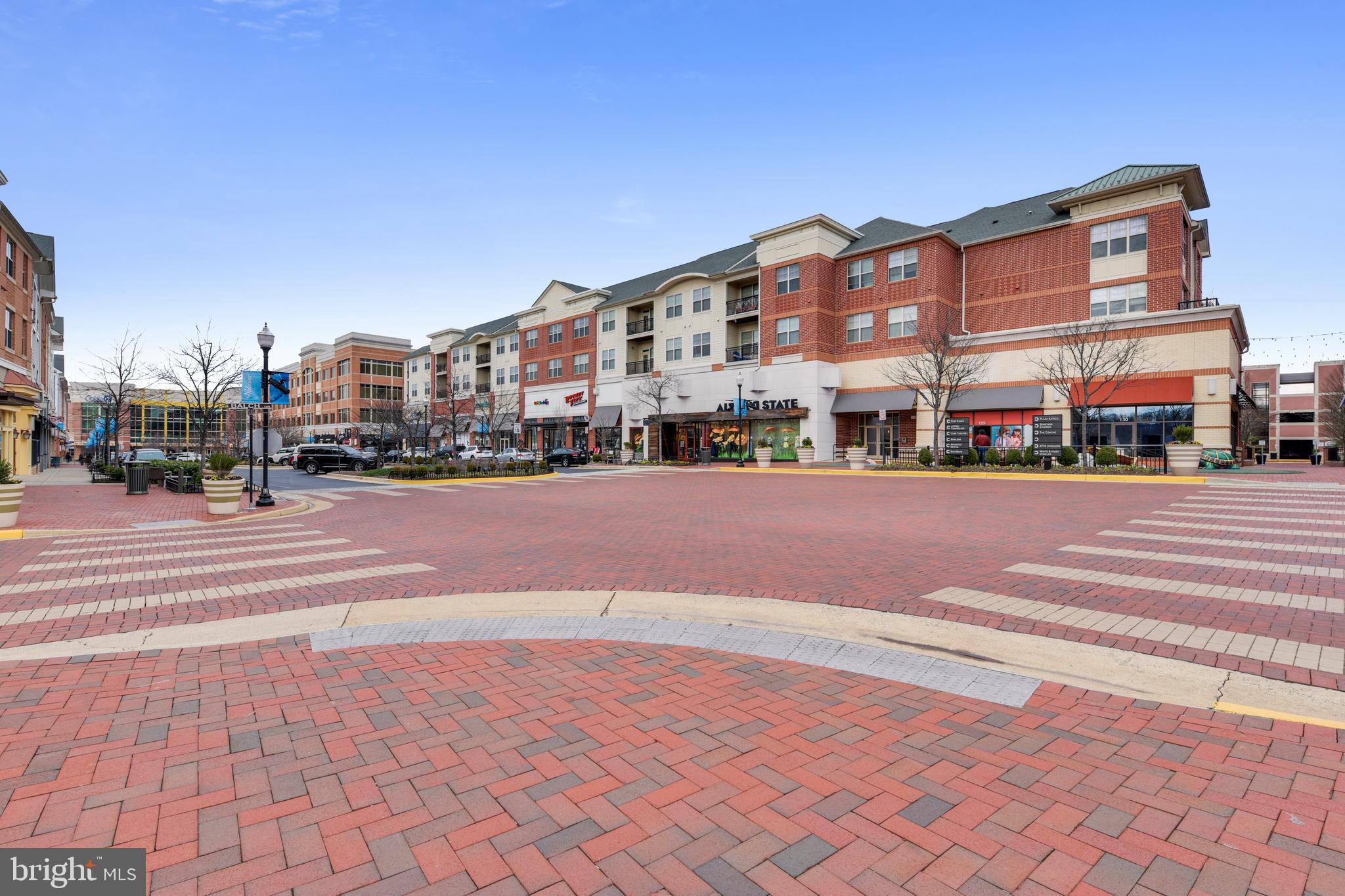 1508 Ribbon Limestone Terrace Southeast Leesburg, VA 20175 - Photo 72 of 79 Shopping
