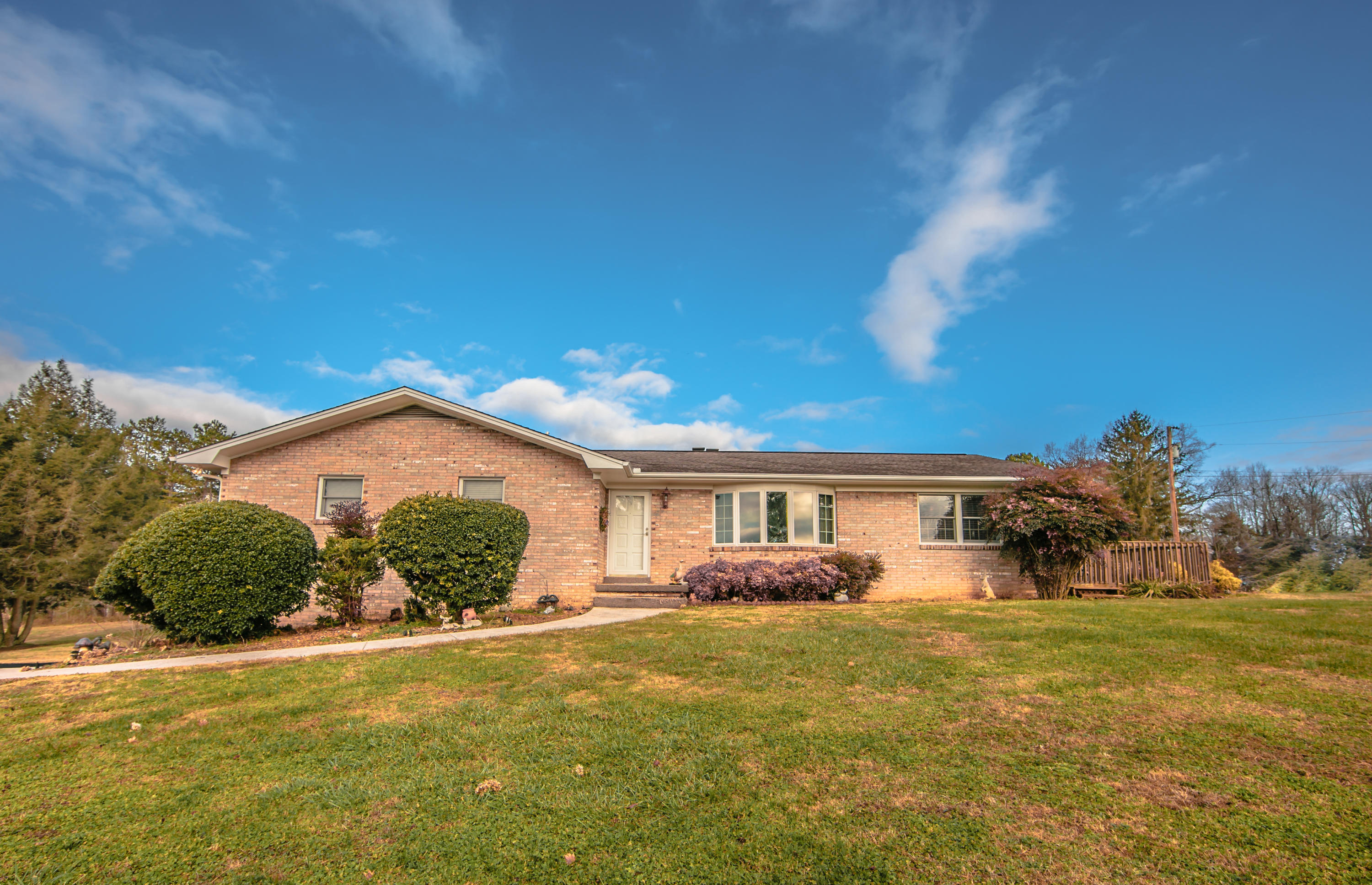 963 Webster Road Harriman, TN 37748 - Photo 1 of 22 FMN_1777-1