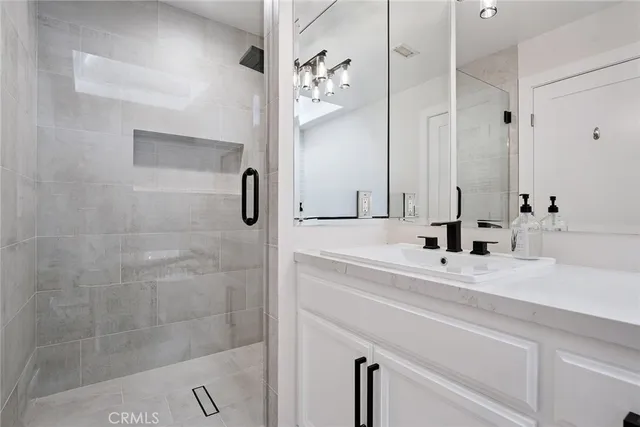 $8,500 | 6410 Lunita Road, Malibu, CA 90265