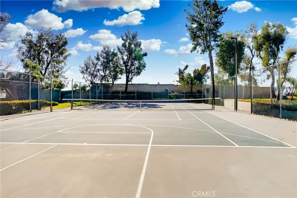 $799,900 | 1709 Park Glen Circle, Unit D, Santa Ana, CA 92706