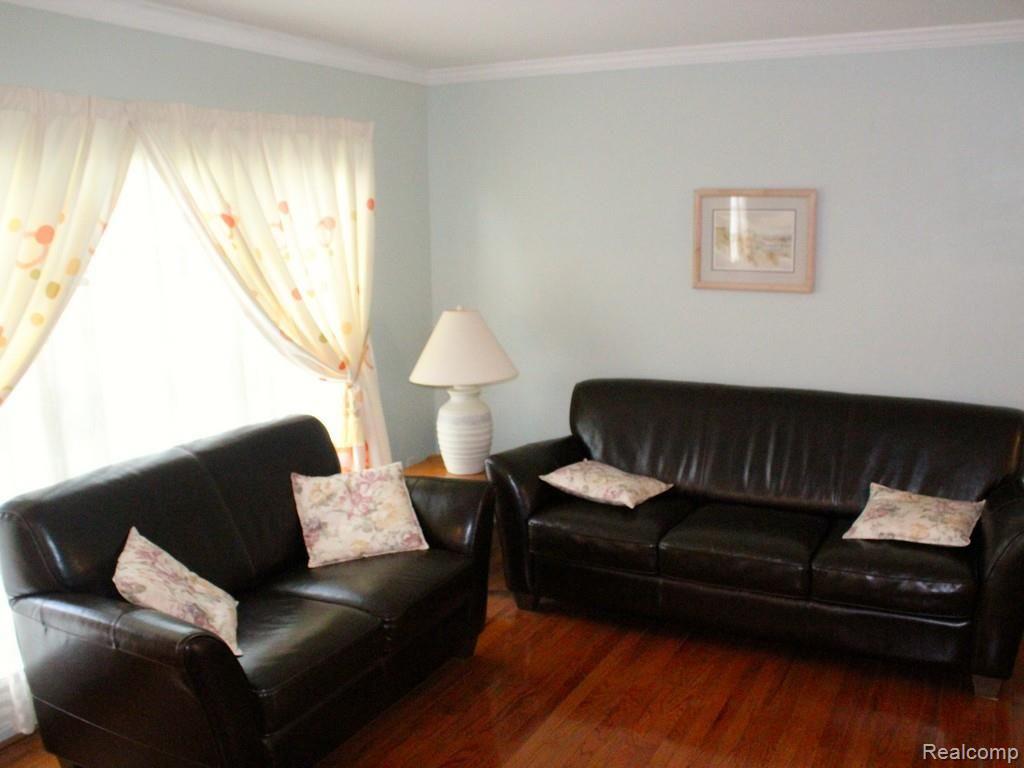 24691 Jamestowne Road Novi, MI 48375 - Photo 10 of 29 10.jpg