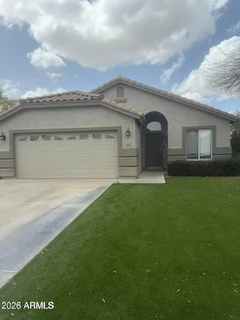 a front view of house with yard