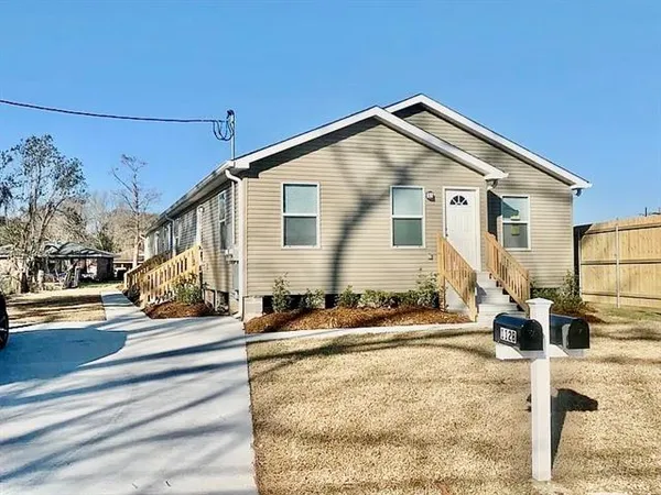 $1,850 | 112 Havana Street, Unit B, Belle Chasse, LA 70037