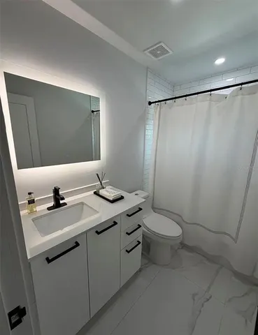 $5,300 | 1359 40th Avenue Northeast, St. Petersburg, FL 33703