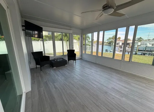 $5,300 | 1359 40th Avenue Northeast, St. Petersburg, FL 33703