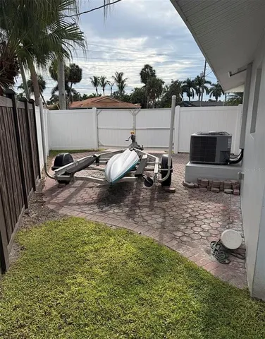 $5,300 | 1359 40th Avenue Northeast, St. Petersburg, FL 33703