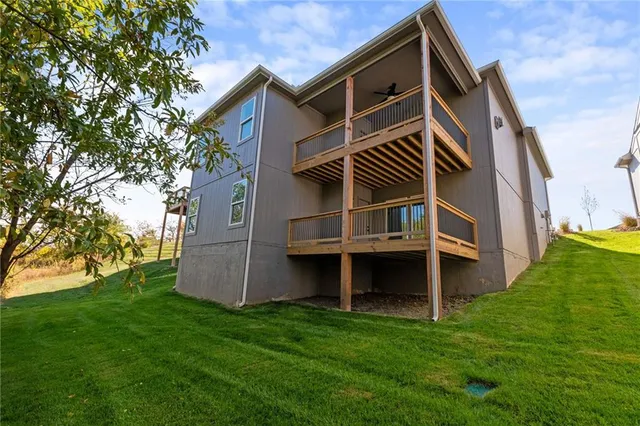 $429,900 | 522 Northwest 110th Street, Kansas City, MO 64155