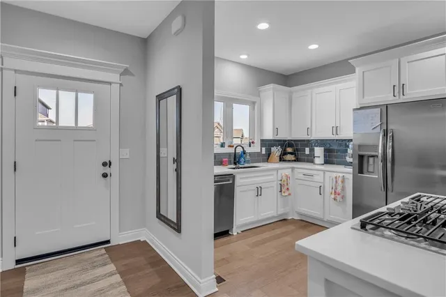 $429,900 | 522 Northwest 110th Street, Kansas City, MO 64155