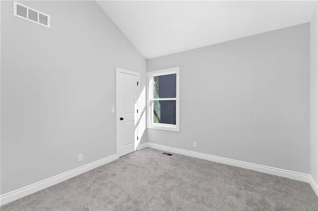 $429,900 | 522 Northwest 110th Street, Kansas City, MO 64155