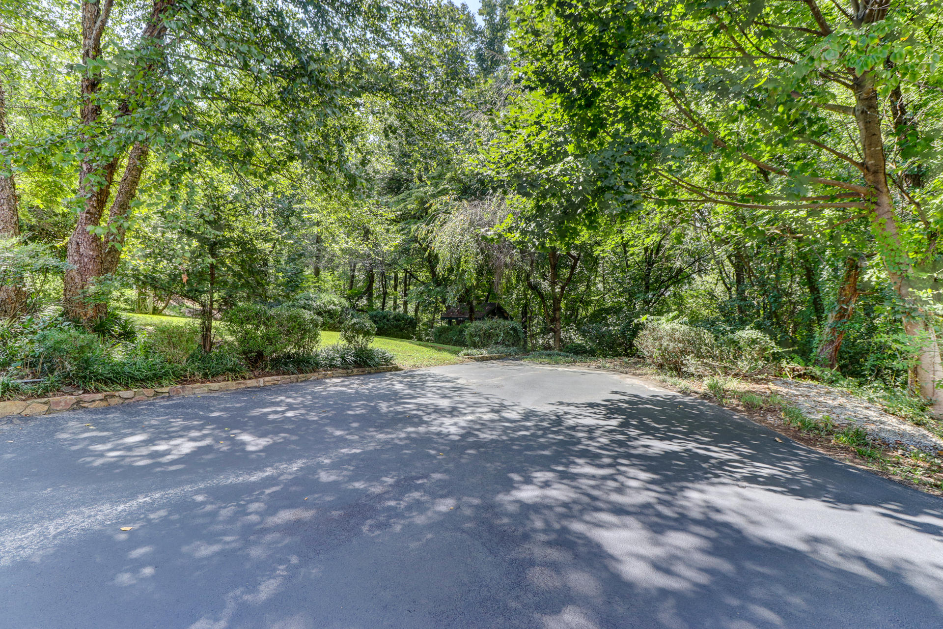 3717 Winding Way Road Southwest Roanoke, VA 24015 - Photo 27 of 32 IMG_8848_49_50_51_52