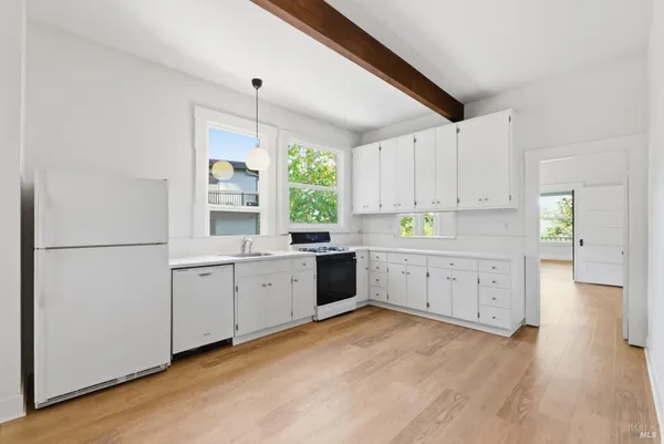 $2,395,000 | 69 Corte Madera Avenue, Corte Madera, CA 94925